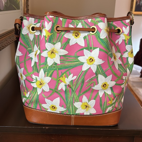 Dooney & Bourke Pink Daffodil Drawstring Bag Excellent Condition - Picture 4 of 15